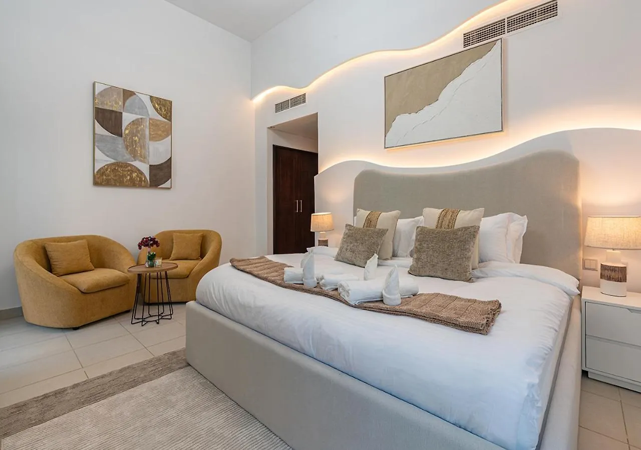 Luxurious 2-Bedroom Apartment In Downtown With Burj Khalifa View Dubai 0*,