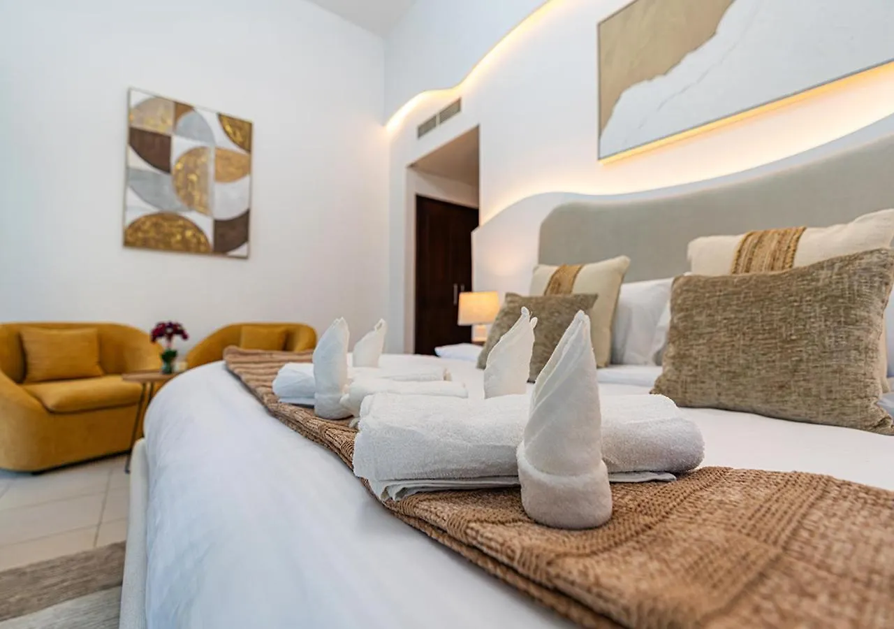Luxurious 2-Bedroom Apartment In Downtown With Burj Khalifa View Dubai 0*,  Emirados Árabes Unidos