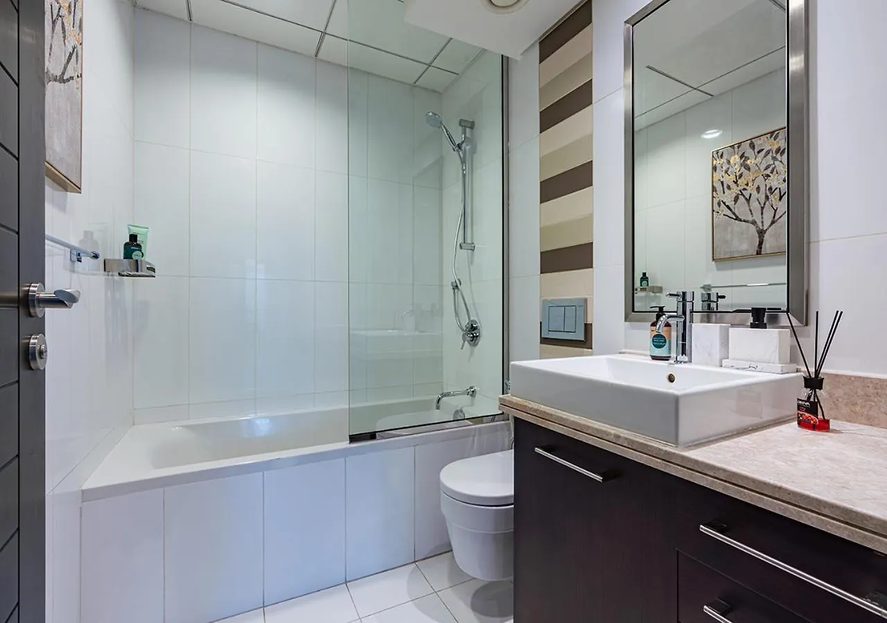 Luxurious 2-Bedroom Apartment In Downtown With Burj Khalifa View Dubai Emirados Árabes Unidos